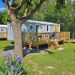 Les Berges Du Cele Camping